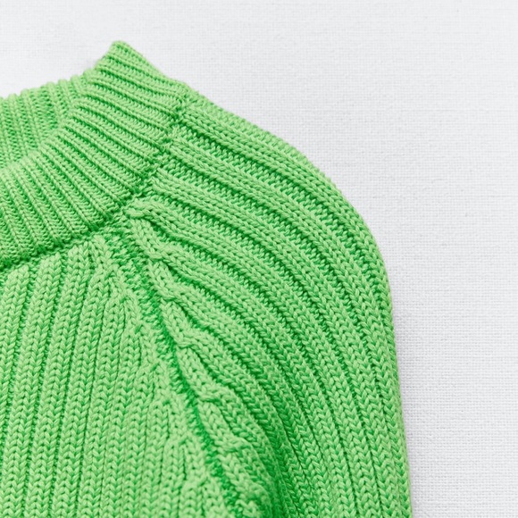 Zara Cropped Sweater Size S NWT - Picture 3 of 6